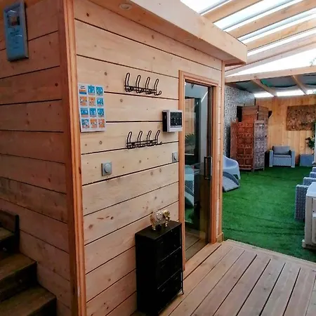 Dali La Garde 260m2 Jacuzzi, Sauna, Piscine, Jardin 500m2, 5 Minutes De La Plage * La Garde (Var)