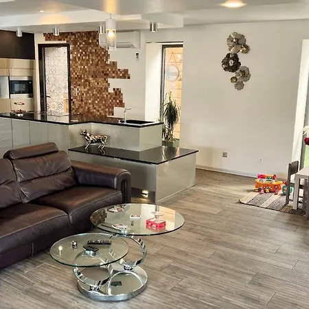 Dali La Garde 260m2 Jacuzzi, Sauna, Piscine, Jardin 500m2, 5 Minutes De La Plage Villa