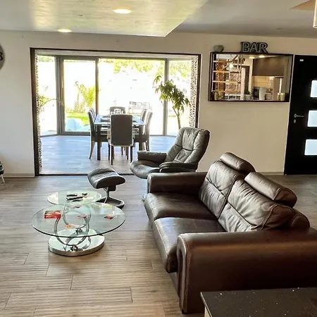 Dali La Garde 260m2 Jacuzzi, Sauna, Piscine, Jardin 500m2, 5 Minutes De La Plage Villa *