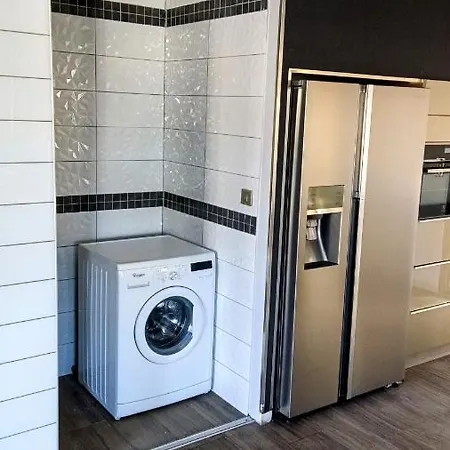 Villa Flat *