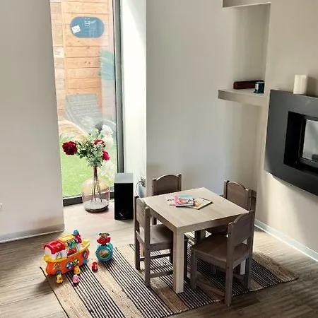 Villa Flat *